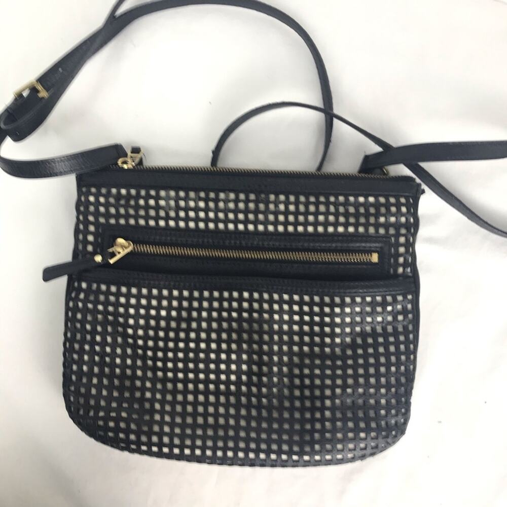 Fossil Black Leather Cut Out Crossbody Bag - Picture 4 of 12